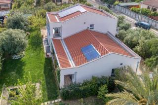 La Casa degli Ulivi appartamento in villa con patio - 7