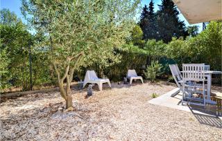 Lovely Apartment In Orange With Kitchen - Orange - 9
