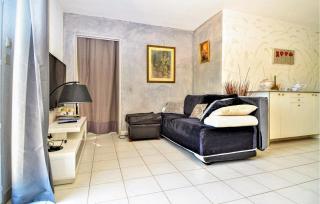 Lovely Apartment In Orange With Kitchen - Orange - 8