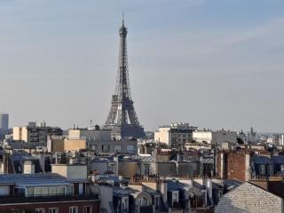 Vue exceptionnelle sur la tour Eiffel - París - 9
