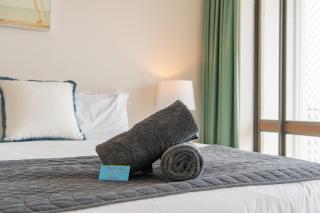 Central Ocean View Studio 27a - Airlie Beach - 1