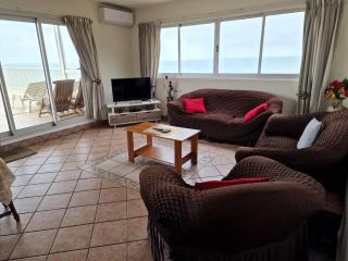 Superb Seaview @ 3BR Camarque Apt Umdloti Beach! - Umdloti - 4