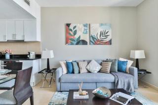HiGuests - Fabulous Duplex With Breathtaking Lake Views - Dubai - 5
