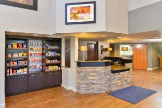 Best Western Plus Peak Vista Inn & Suites - 1