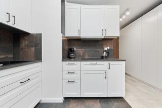 Jagodno Wrocław Kajdasza Studio z Bezpłatnym Garażem by Noclegi Renters - Wrocław - 6