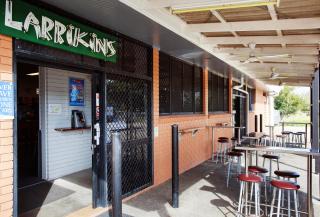 Upper Ross Hotel - 1