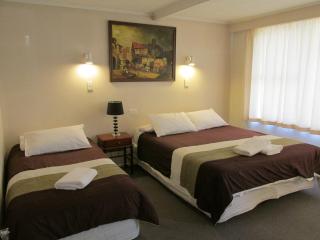 Kuirau Park Motor Lodge- Thermal Mineral pool - Rotorua - 3