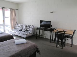 Kuirau Park Motor Lodge- Thermal Mineral pool - Rotorua - 1