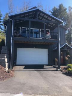 Serene Rustic Farmhouse Mountain Cottage (Sleeps 4) - Vilas - 9