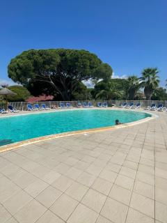 Magnifique appartement T4 avec piscine et jardin - Saint-Aygulf - 9