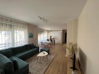Comfy condo 6 minutes from downtown & Free Parking - Tirana - 6