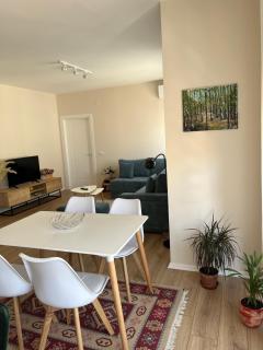 Comfy condo 6 minutes from downtown & Free Parking - Tirana - 7
