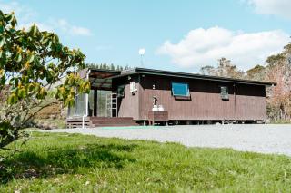 Unwind in Paradise Valley Trout at your door - Rotorua - 0