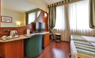 Hotel Mirage Sure Hotel Collection by Best Western - Milan - 1