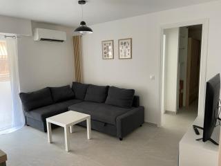 Albert 1er · Chic One-Bedroom Apartment with Parking - StayInAntibes - Antibes - 5