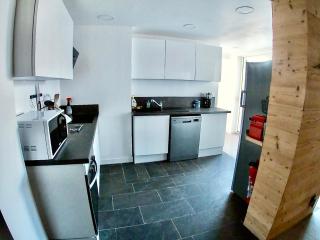 Appartement spacieux 300m2 - Sauna - BBQ - Terrasse - 2