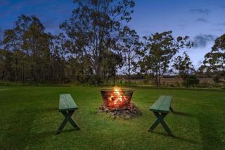 Glandore Vineyard Homestead. Home to a Onsite Cellar Door - Pokolbin - 2