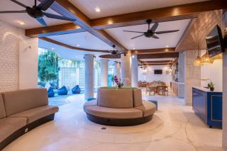 The Beach House Resort - Gili Trawangan - 4