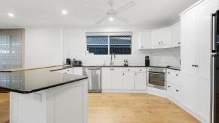 Coastal House - 7