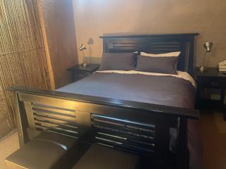 Eastwoods Lodge - Springs - 1