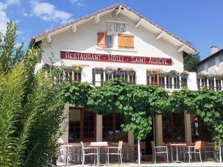 Logis Hôtel Restaurant Le 1050 - Saint-Agrève - 0