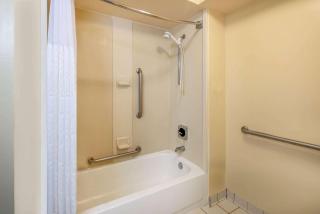 Baymont by Wyndham Columbus GA - Columbus - 3