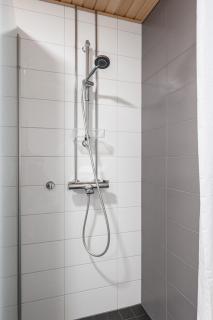 Modern 1BR Apartment with Balcony next to Railway Station - Hosted by 2ndhomes - Tampere - 4