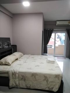 Hug me guesthouse - Pattaya - 2