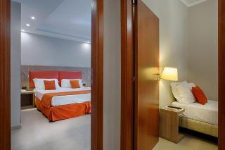 American Hotel - Pozzuoli - 9