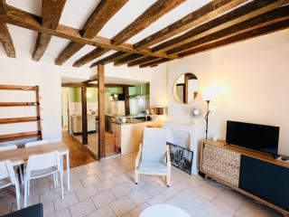 FONTAINEBLEAU RUE GRANDE - Chez Alexis - 7
