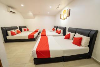 Mary J Hotel Family 10 pax room - Kota Bharu - 5