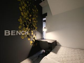 BENCH - 8