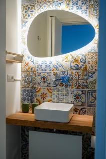Seafront Holidays & Workstays - Mare & Sole Apartments - 6