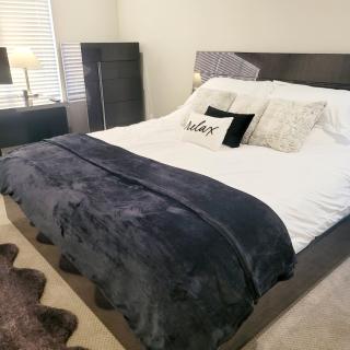 PEACEFUL lakeside home, minutes from Downtown Gilbert - 9