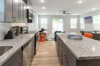 PEERLESS RETREAT - Minutes from Downtown Houston - Houston - 2