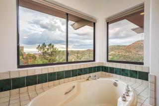 Stunning Views, Large Deck W/ Private Hiking Trail - Sedona - 5