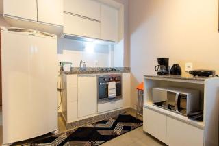 Line Rio: Copacabana Moderno studio c/ Internet 500mbps, Smart TV" e a 50m da praia - 8