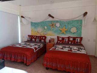 Hotel Happy Beach - Zihuatanejo - 1