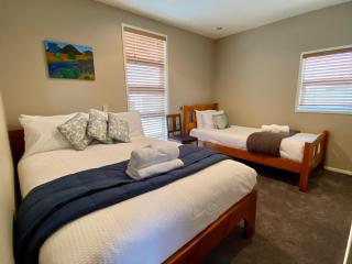All Year Getaway - Twizel - 3