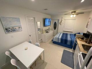 Aqua Studio - 5 min to Beach - Fort Lauderdale - 5