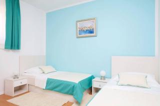 Apartments with a parking space Split - 15276 - 2