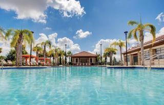 Beautiful 9 bedroom pool home located in the Solterra Resort! home - Davenport - 5
