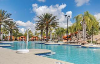 Beautiful 9 bedroom pool home located in the Solterra Resort! home - Davenport - 2
