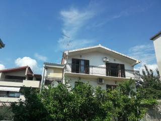 Apartments with a parking space Split - 15410 - 9