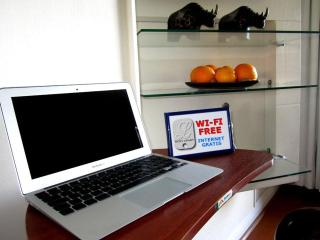 Lobato Apartments - 3