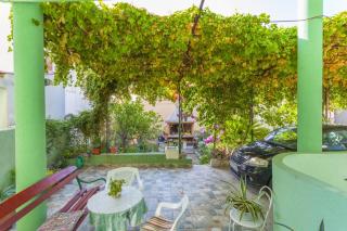 Apartments with a parking space Makarska - 15445 - 5