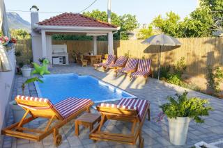 Family friendly house with a swimming pool Kastel Stari, Kastela - 15531 - 4