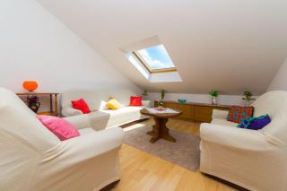 Apartments with a parking space Kastel Gomilica, Kastela - 15563 - 2