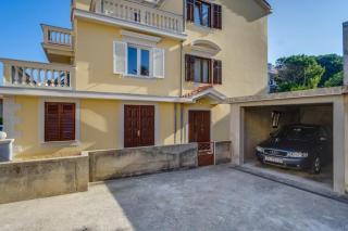 Apartments by the sea Mali Losinj (Losinj) - 15576 - Mali Lošinj - 4