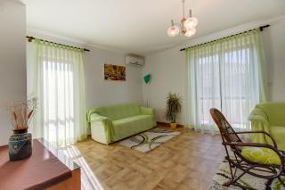 Apartments by the sea Mali Losinj (Losinj) - 15576 - Mali Lošinj - 3